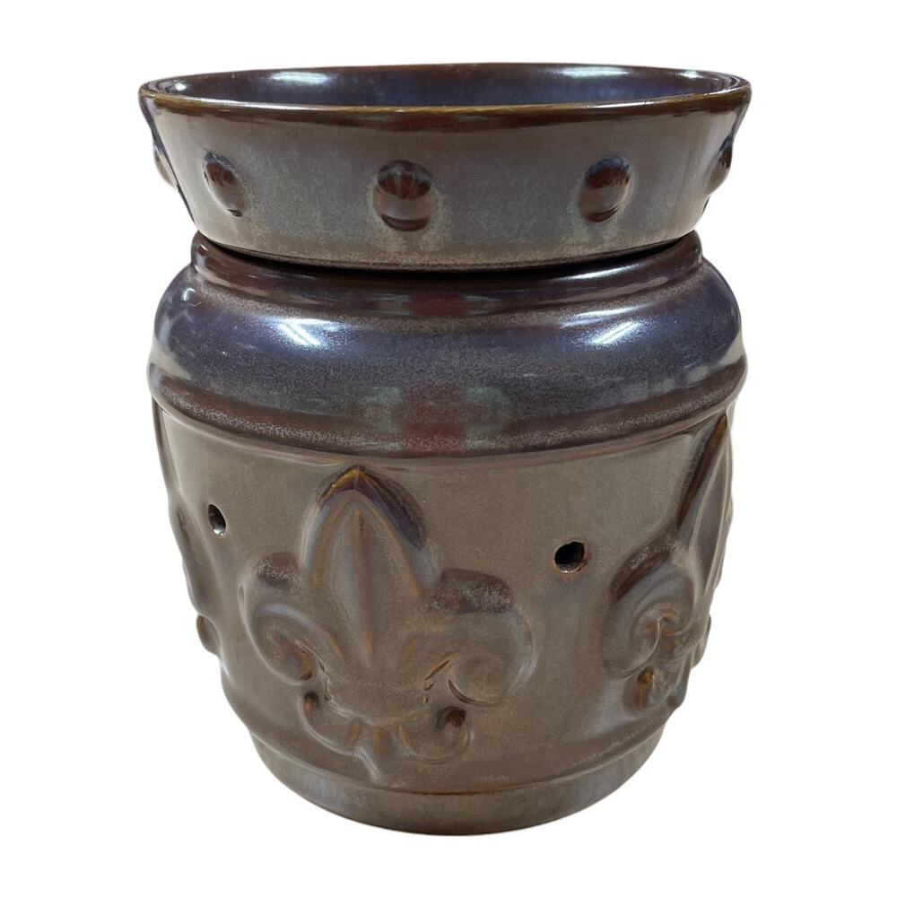 Scentsy Chateau Medium Size Warmer Fleur De Lis Design Used Tested Working